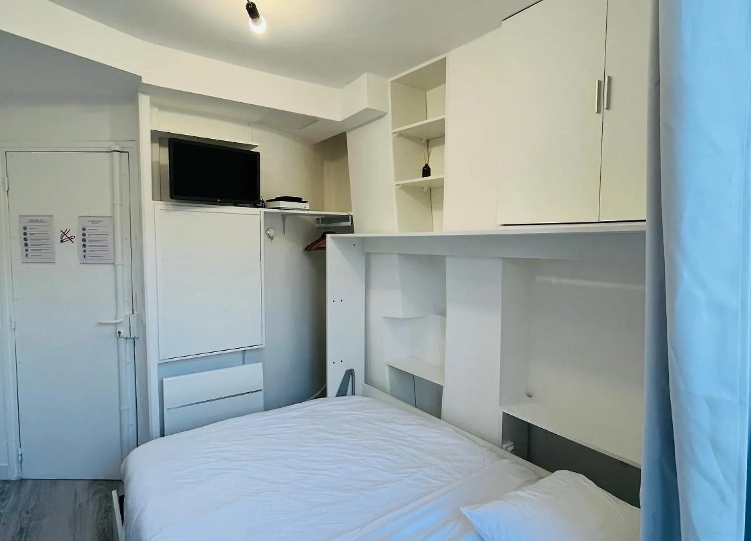 Cute Studio - Canal Saint Martin Paris France